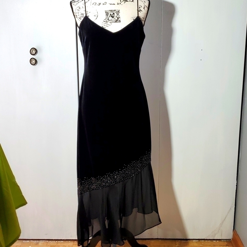 Jessica Howard|  Black Velvet Whimsigoth Chiffon Crystal Stunning Dress.Sz.10